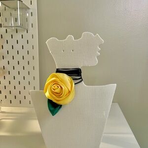 Yellow Rose Choker Necklace
